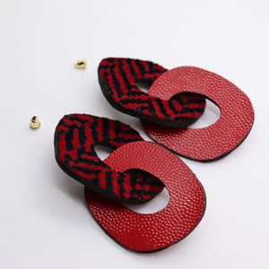 Boucles d'oreilles •DAGDA• rouges