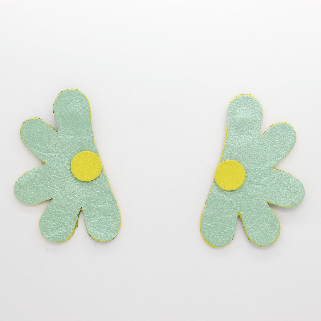 Boucles d'oreilles •AUBA• vert d'eau