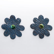 Charger l&#39;image dans la galerie, Boucles d&#39;oreilles •DOUA• a motifs