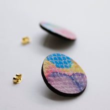 Charger l&#39;image dans la galerie, Boucles d&#39;oreilles •MINI-SUNI• arc-en-ciel